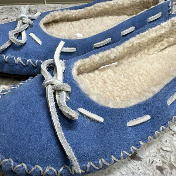 LL Bean Hearthside Sherpa Lined Blue Suede Moccasin Slippers - Picture 7 of 9